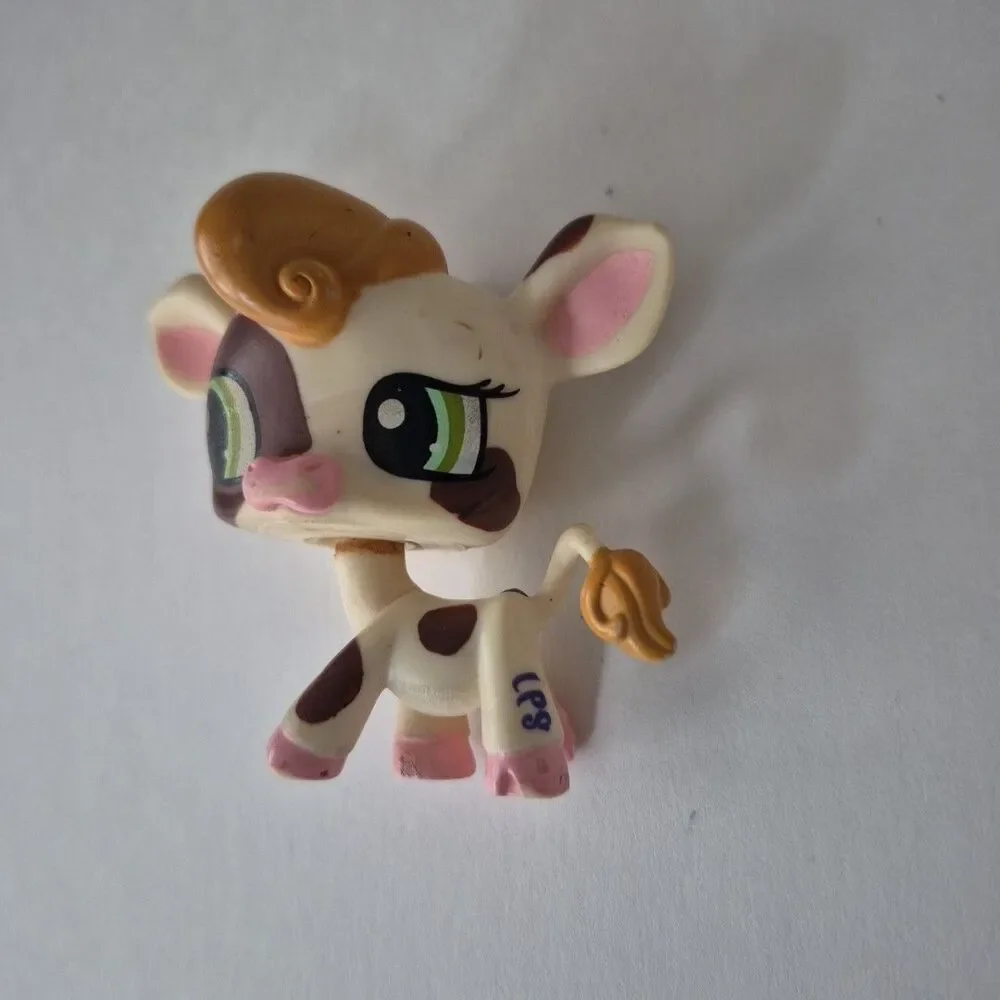 Hasbro Littlest Pet Shop Vintage Brown Spotted Toy Cow w Green Eyes Model 00971